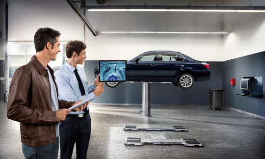 BMW 코리아는 내달 15일까지 3주간 BSI(BMW 서비스 인클루시브) 기간이 만료된 5시리즈와 GT, X5, X6, M5 등 차종을 대상으로 리프레시 캠페인을 진행한다. <BMW 코리아 제공>